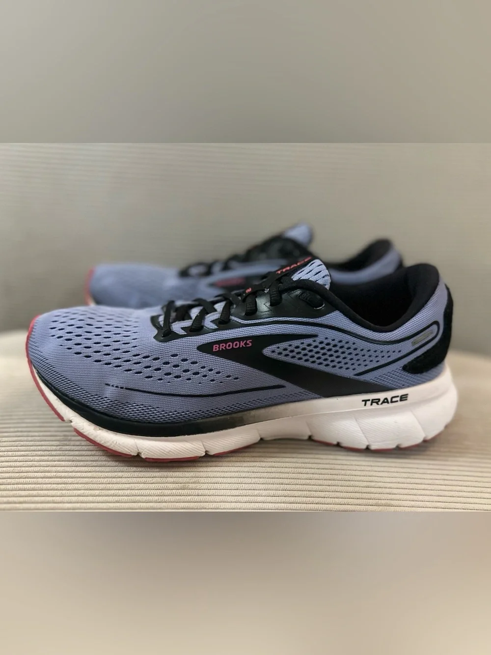 Brooks Women's Trace 2 Running Shoes -Purple Impression/Black/ Pink - size 7.5